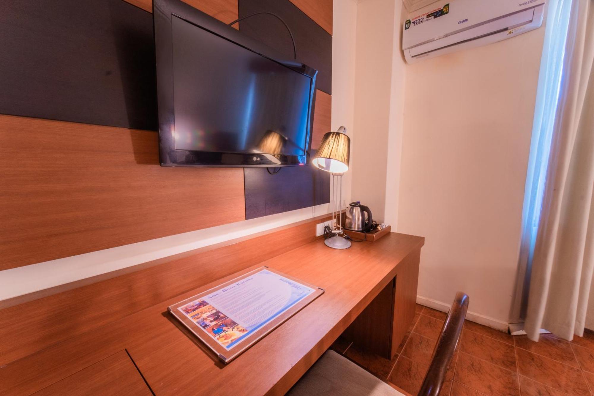 Adika Hotel Bahtera Klandasan Kecil Exterior foto